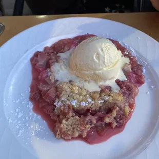 Strawberry rhubarb crips with ginger ice cream