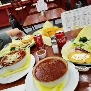 Birria de res con tostadas