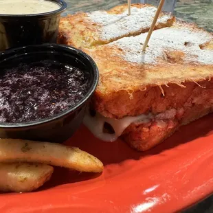 Monte Cristo Sandwich