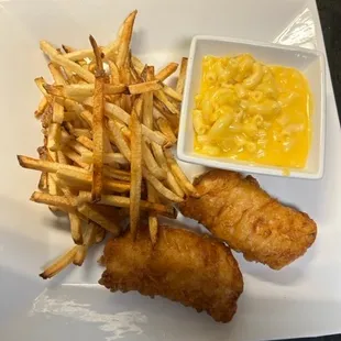 Beer-Batter Fish, fries and mac &amp; cheese