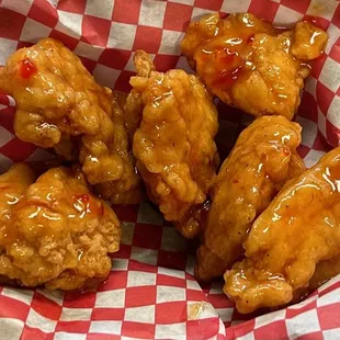 Boneless Wings, 15 flavors
