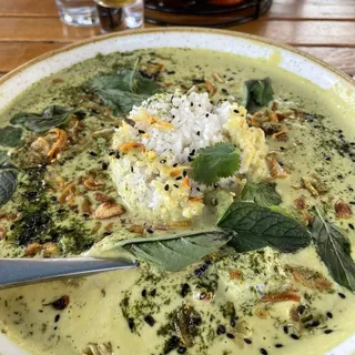 Garden Vegetable Green Curry (V)