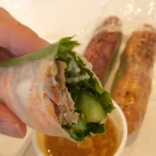 Shrimp spring roll