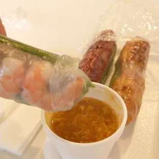 Shrimp spring roll