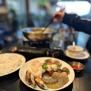 ramen and noodles, food