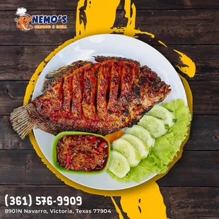 Catch an all-time favorite seafood dish at our restaurant. 
We invite you to experience the delicious taste.