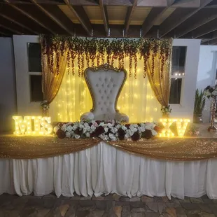 Main table decoration