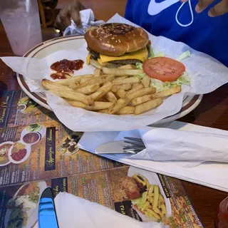 Triple Bacon Cheeseburger Basket