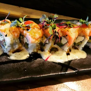 Creamy Salmon Aburi Roll ;)