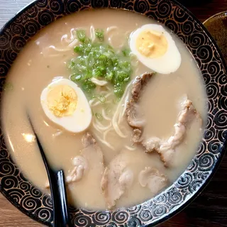 Tonkotsu Ramen with Chashu