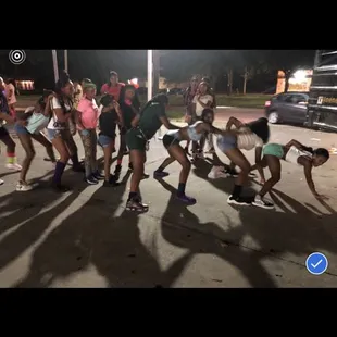 kids welcome on nenespartybus