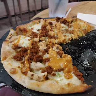 Fuegi pizza, delicious!! And spicy...