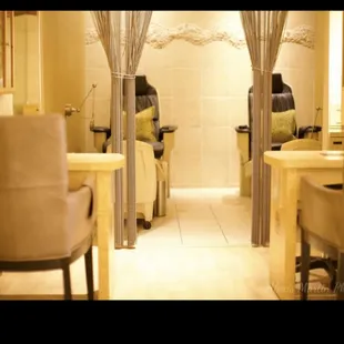 Neo Manicure and Pedicure