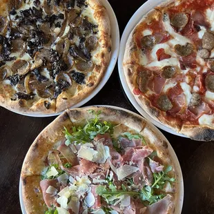 Prosciutto crudo (bottom), fennel sausage (left), and carne (right)