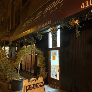 the entrance to the restaurant