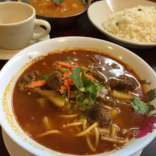 Lamb Thukpa