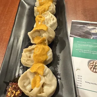 Veg Momo steam