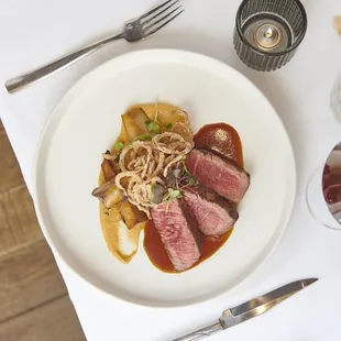 8oz filet mignon with feta mashed potatoes, sauteed mushrooms, mavrodaphne jus, crispy shallots