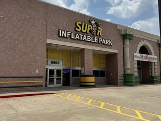 Super Llama