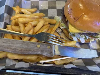 Brickhouse Pizza & Taproom