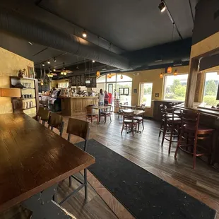 Large tables for big groups and small tables for small groups