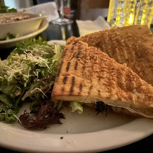 Artichoke sandwich