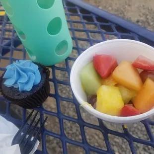 Comes with desert fruit salad and cupcake.