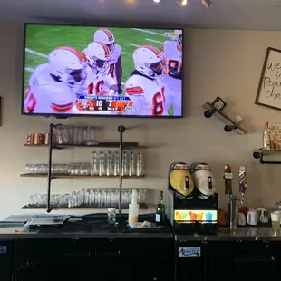 Bar seats watching Sunday football