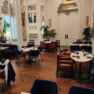 First floor dining area.