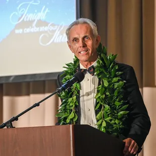 President and CEO of Healthcare Association of Hawai`i, Hilton Raethel, addresses the audience at HAH&apos;s annual Awards Gala. PC:  ACES XP