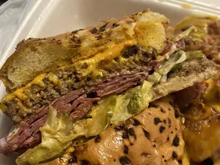 Taylor Made Phat Burgers