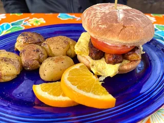 Lika's Quarter Café