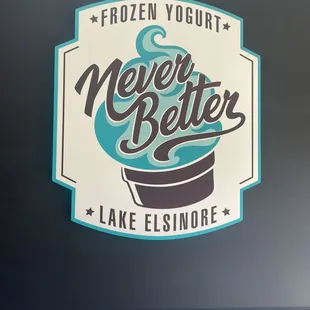 a sign for lake elsinore