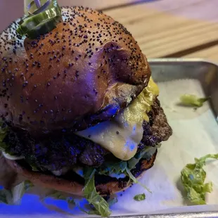 Dive Guys burger