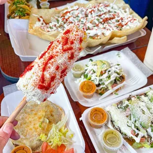 Elote, gordita, sope, huarache, super duro IG@ClutchCityChows