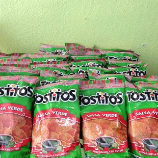 Tostilocos, Variety of toppings available.