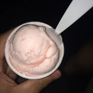 Strawberry ice cream