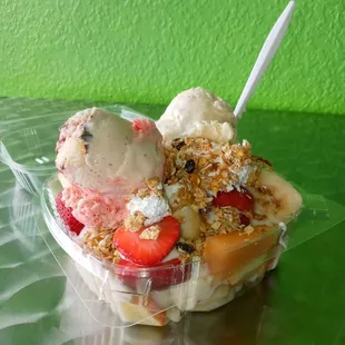 Waaayy bigger than it looks here.