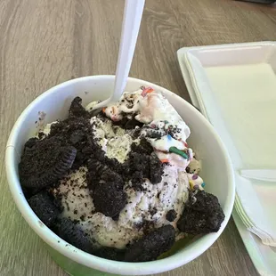 2 scoop sundae