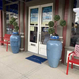 New benches and awnings 2023