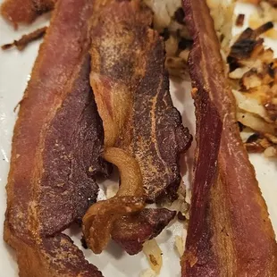 Bacon made at 7am and served at 1pm.  More like bacon jerky.