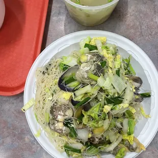 sautéed clams with mei fun