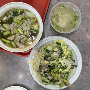 Oxtail with flat rice noodles, sautéed clams with mei fun, Fuzhou style wonton soup
