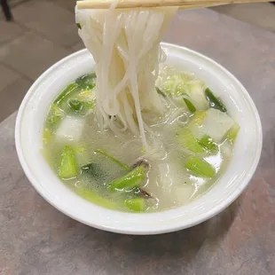 Melon Clams with Noodle ($9.50)