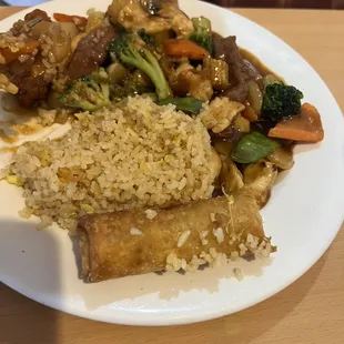 Triple Delight lunch special.  Absolutely delicious!!!