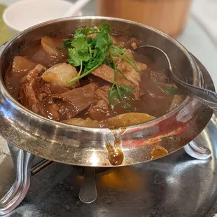 Beef, tendon, diakon