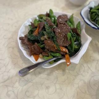Stir-Fried Beef with Chinese Broccoli