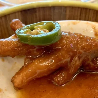 Crystal chicken feet.