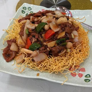 Pan-Fried Noodle with Beef