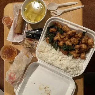Spicy Basil Chicken combination plate